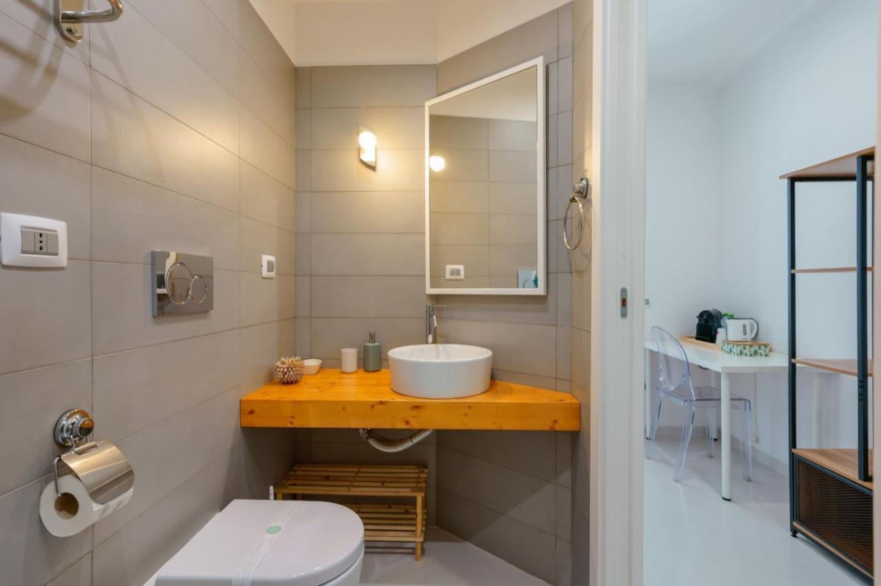 Lumiere Rooms - Eja Sardinia Cagliari Esterno foto