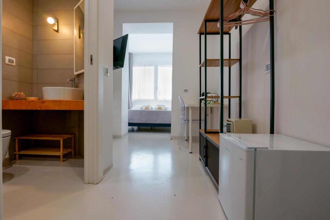 Lumiere Rooms - Eja Sardinia Cagliari Esterno foto