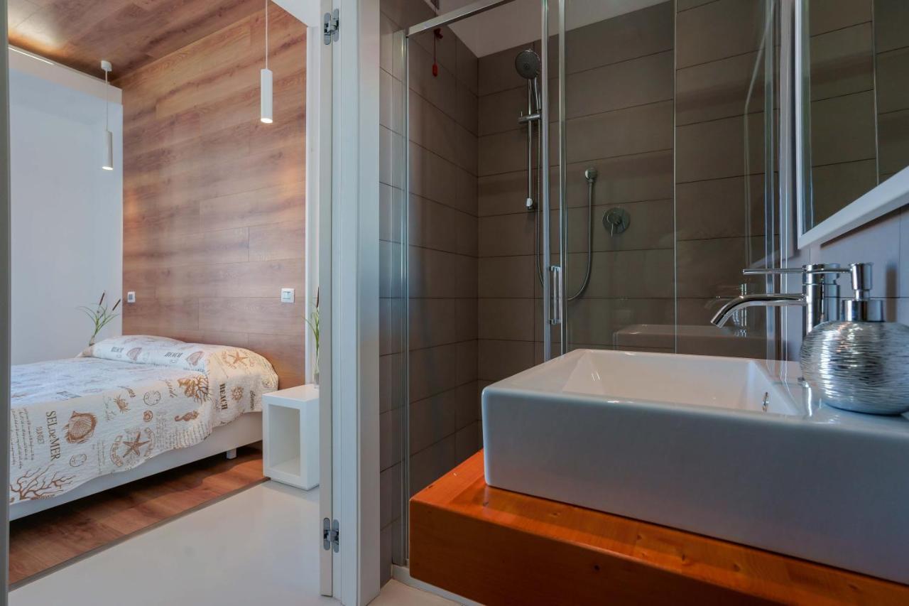 Lumiere Rooms - Eja Sardinia Cagliari Esterno foto